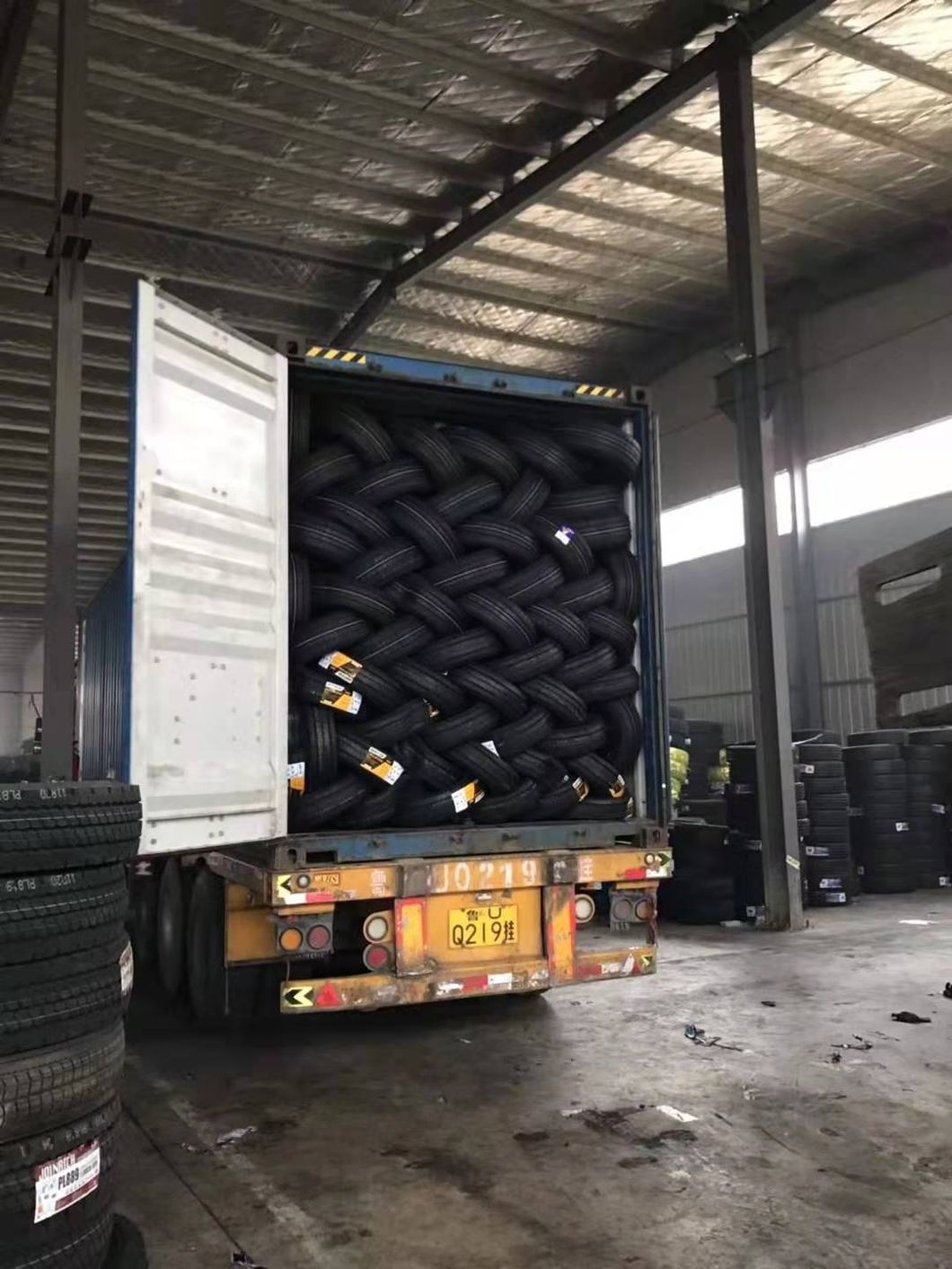 Winter Tyre 185/65r14 Car Tyre Winter Tire with High Quality From Wanda Boto Factory Have Agent in Many Country