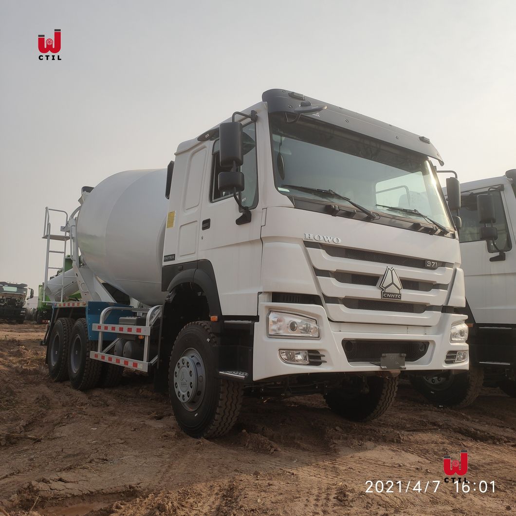 Sinotruk HOWO 9cbm/9m3/9000 Liters Construction Cement Transport Trucks