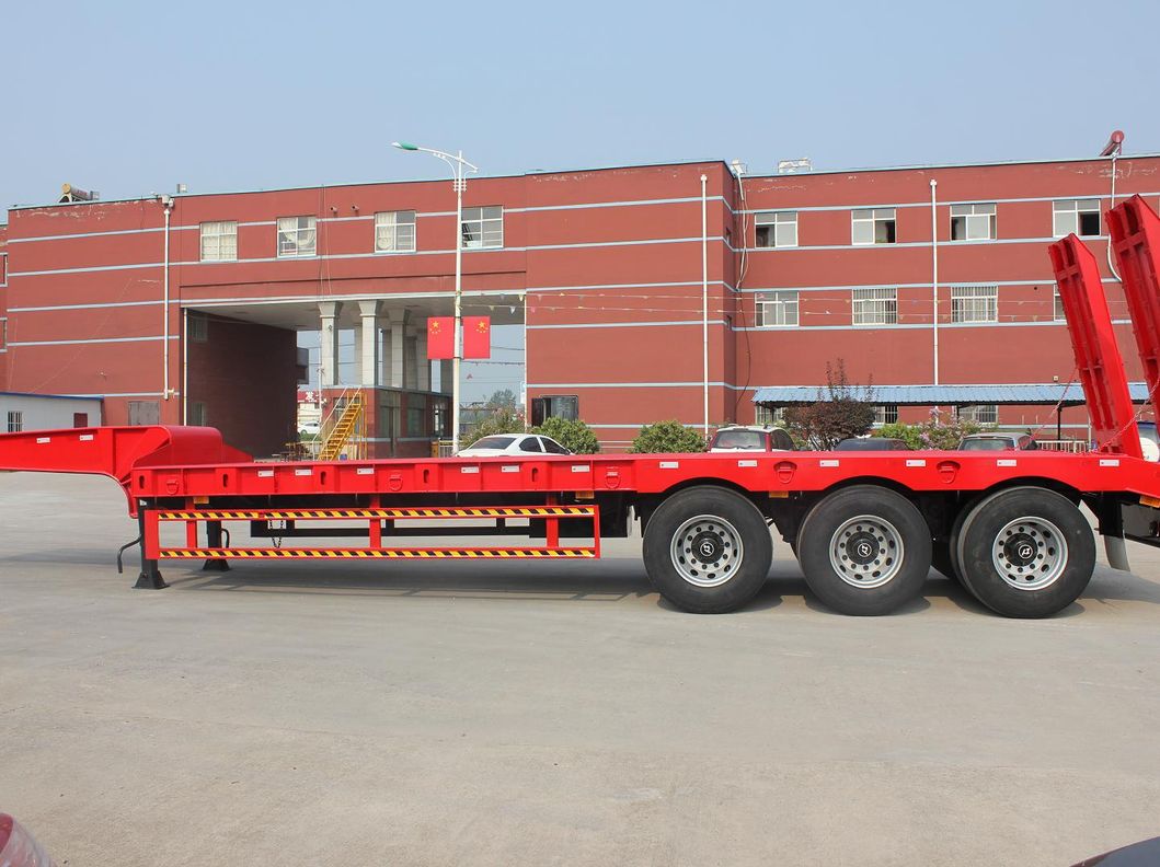 China 3axles Excavator Transport Gooseneck Lowboy/Lowbed Semi Truck Trailer
