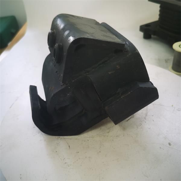 Sinotruk HOWO Truck Spare Parts Rear Engine Support Az9725592000