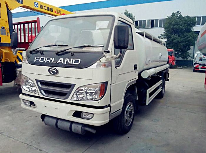 Forland 5cbm Rhd Fuel Oil Dispenser and Delivery Tank Truck 4*2 Petrol Diesel Refueling Truck