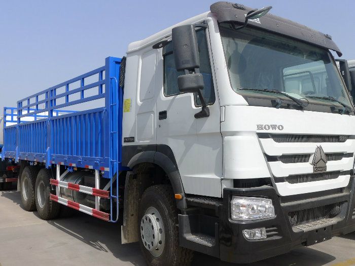 China Sinotruk HOWO Heavy Duty Dump Trucks Cargo Trucks Tractor Trucks