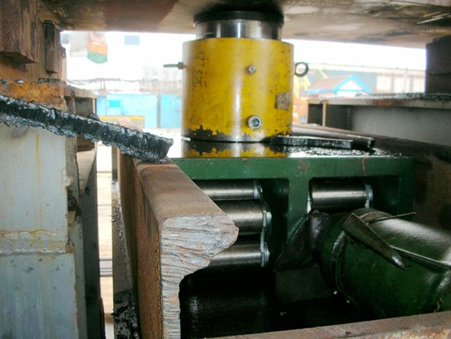 Single Acting Thin Hydraulic Jack 30 Ton Capacity (Sov Rcs 302) for Heavy Lifting