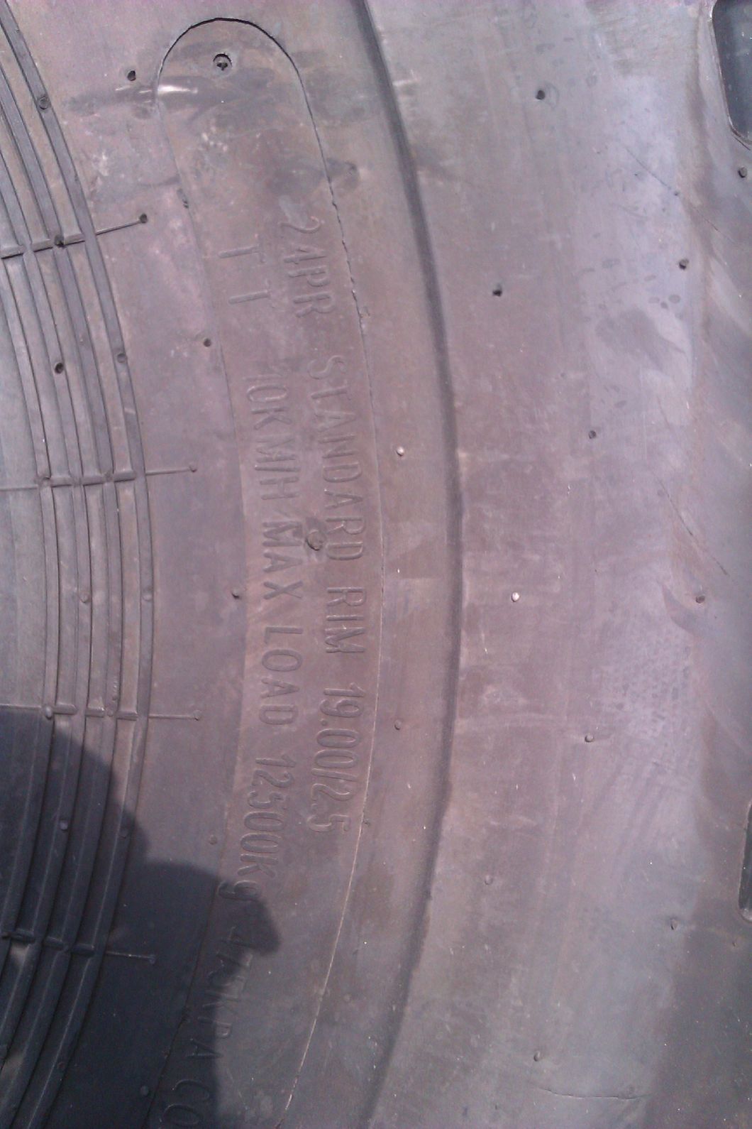 29.5r29 OTR Tyre Radial Tyre for Machine and Loader