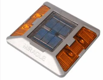 132*122mm Solar Markers CE Portable 6PCS LED Solar Power Road Studs
