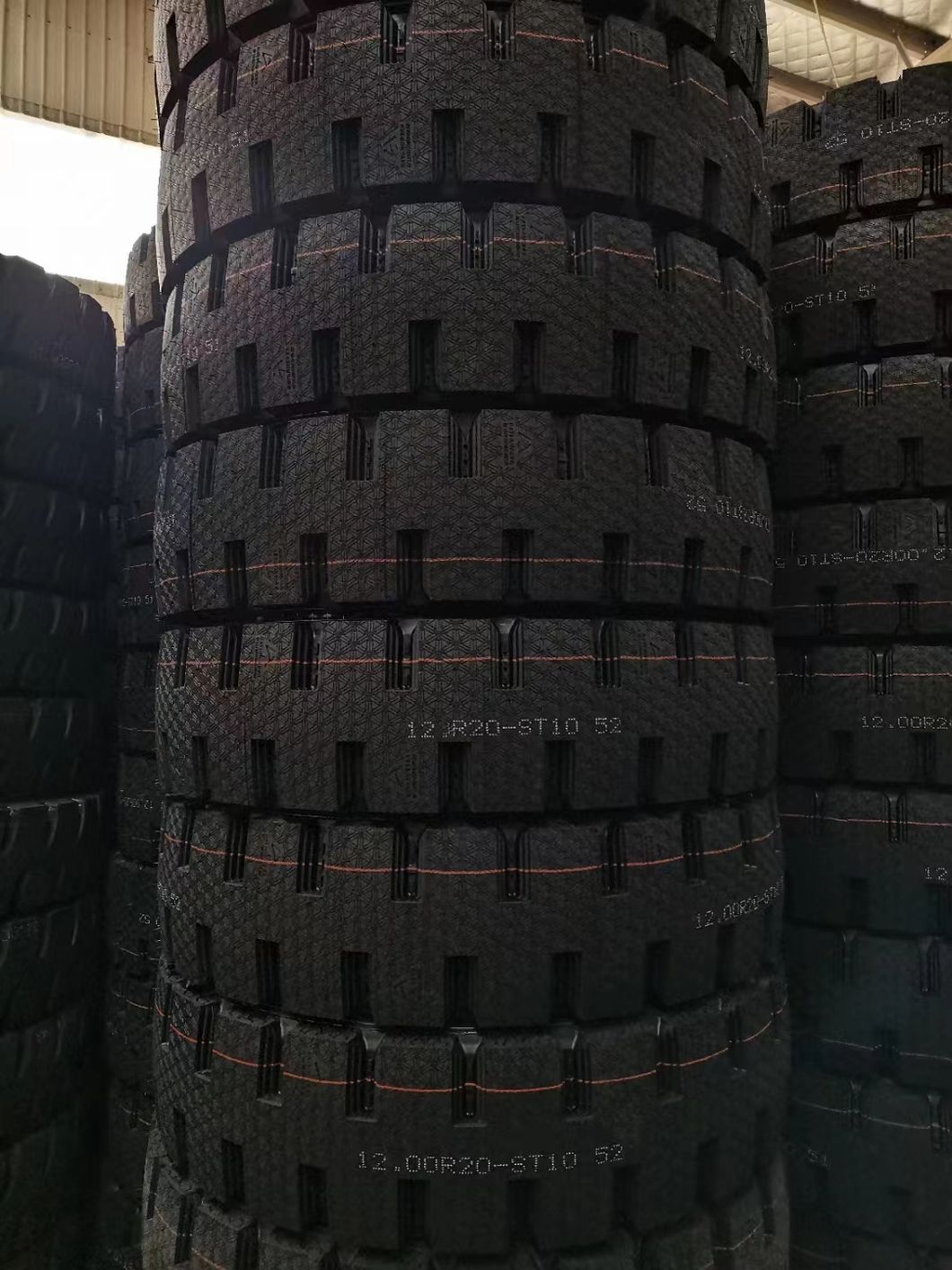 Truck Tire Factory Competitive Price 11r24.5 11r22.5 Chinese Factory