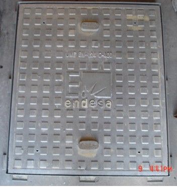 En 124 D 400 Ductile Iron Casting Manhole Cover and Frame