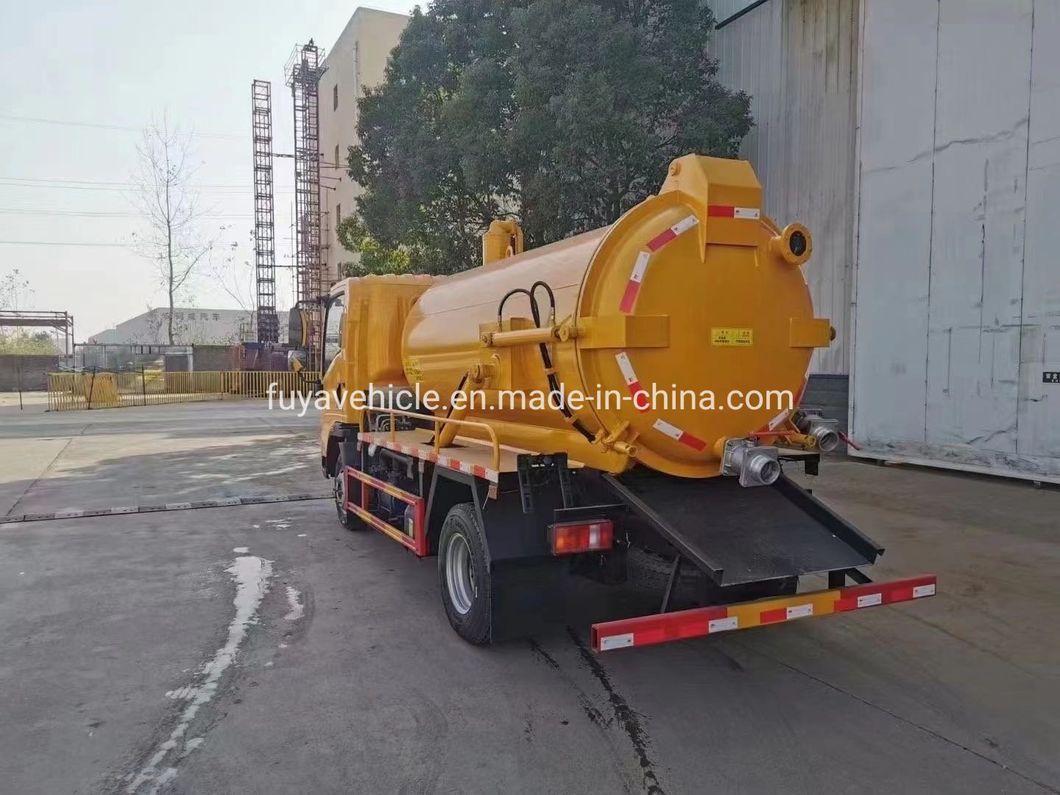 Sinotruk HOWO 5000 Litres Vacuum Sewage Trucks 5m3 Sludge Tank Trucks for Waste Management