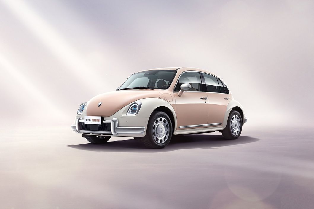 High Speed Adult Electric Car Hot Selling in 2023 Cute Compact High Quality Mini Electric Car