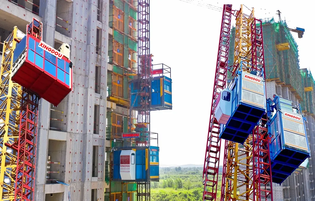 Medium Speed 63m/Min Rack Pinion Lift Materials Personnel Construction Building Lift Sc100/100