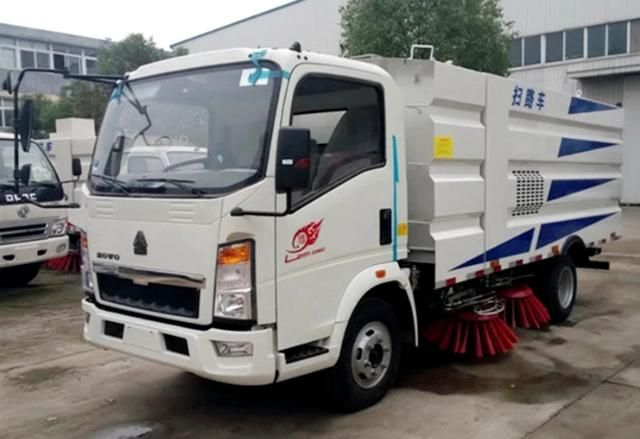 Dongfeng 6 Wheels Skip Loader Garbage Truck in Burundi for Sale