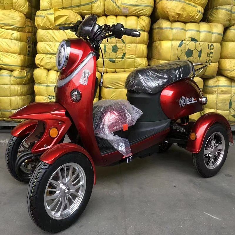 Youyaku Certification Adult Speed and Four Wheels Long Distance Electric Motorcycle/Electric Scooter and 1500W