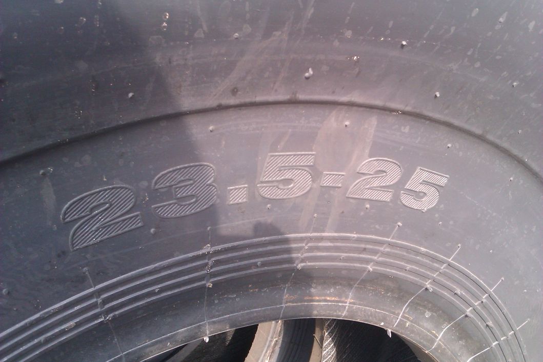 OTR Tyre E3 L3 E4 L4 20.5 /25 23.5/25 17.5/25