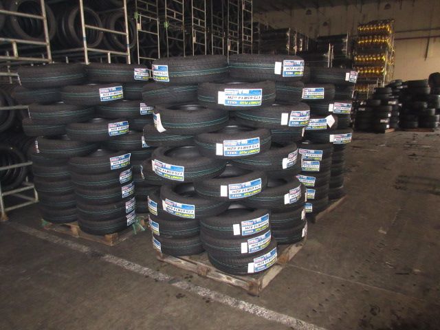 Auto Part Mt Tyre with High Performance, SUV Tyre