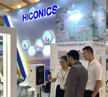 Three Connectors CCS Chademo AC Type 2 Electric Vehicle Charging Staion with TUV CE