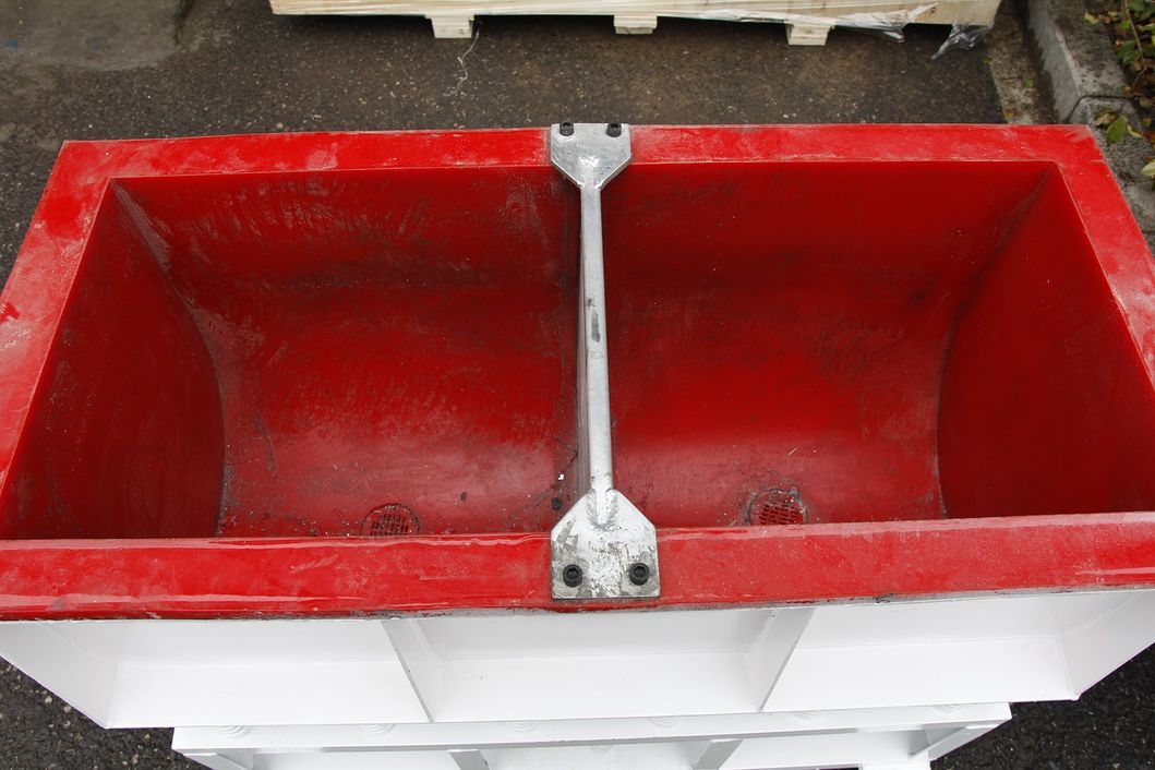 Tub Vibrator Finishing Machine, Rectangular Tub Vibratory Tumbling Deburring Machine