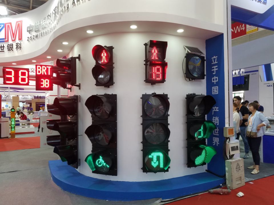 New Design High Power (Flux) LED Traffic Light