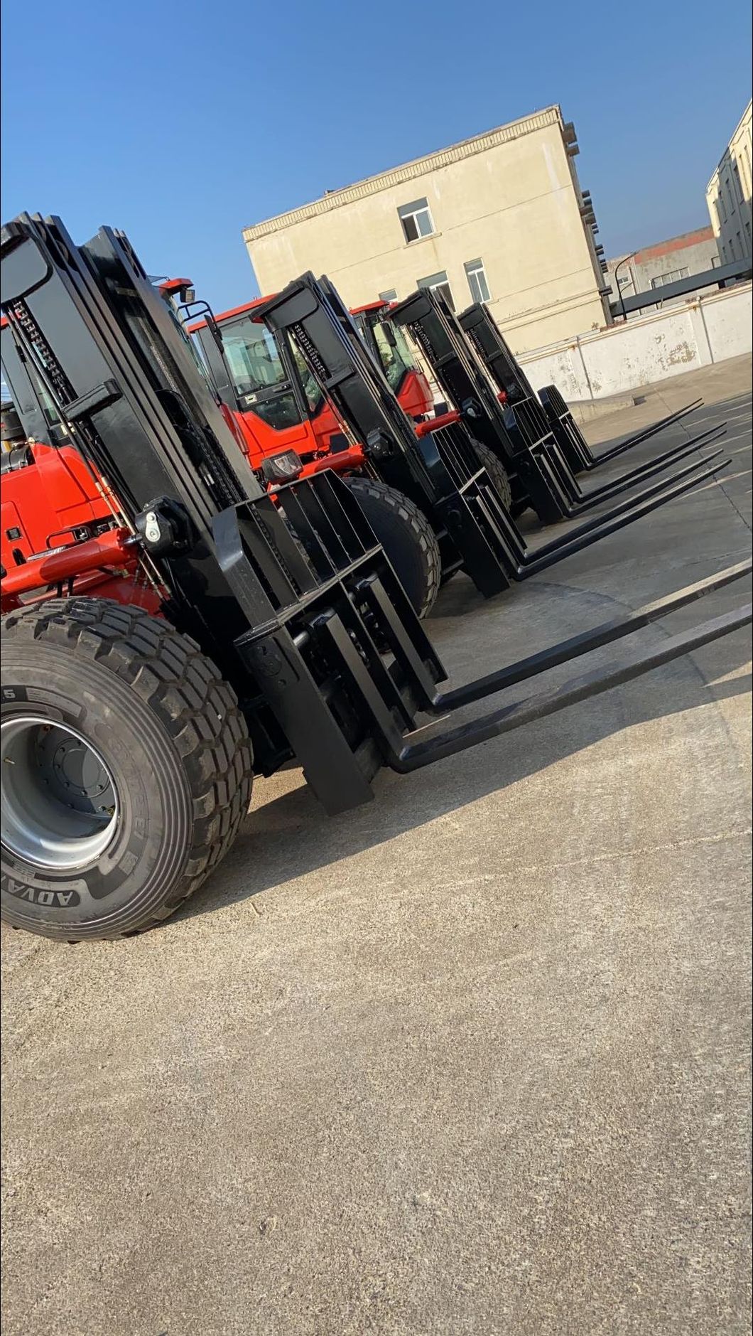 Empilhadeira off-Road Diesel PARA Terrenos Acidentados De 3 Toneladas 3, 5 Toneladas 5000 Kg Triplo Mastro