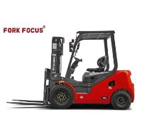 Diesel Forklift Forkfocus 2.5t Forklift in Wood Factory Lift Truck Service for Retail Industry