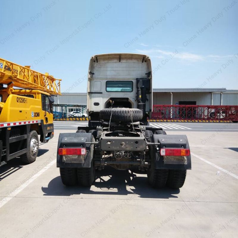 Low Dead Load Sinotruk HOWO 6X4 336HP Head Tractor Truck