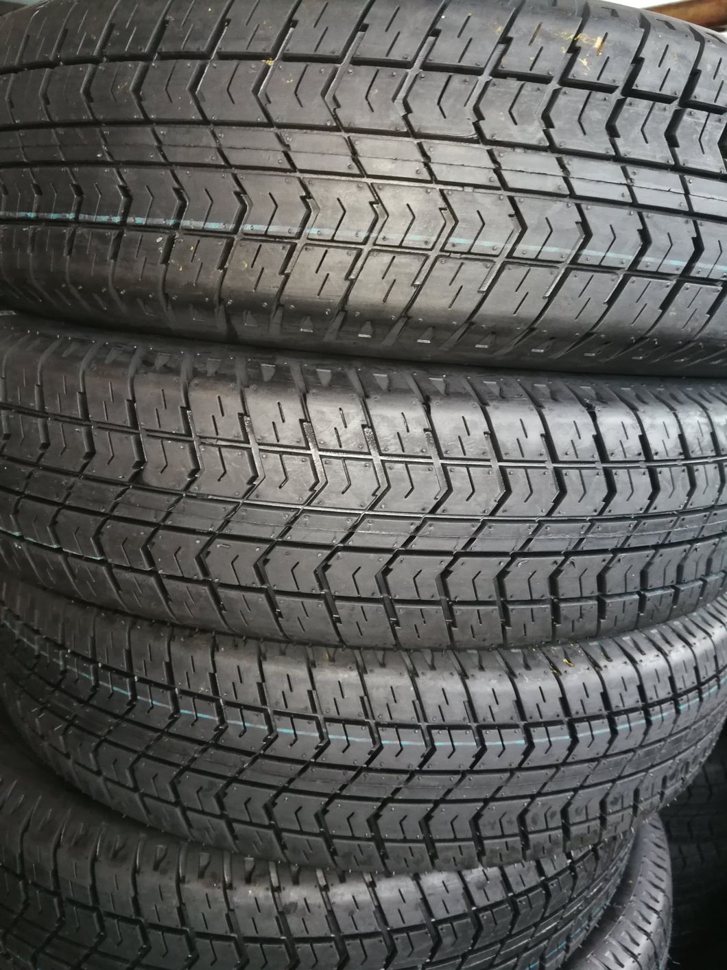 LTR, PCR Passenger Tyre with 6.50r16 Lt