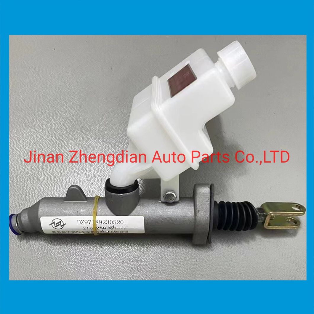 Wg9925230540 Clutch Master Cylinder for Sinotruk HOWO T7h Steyr Sitrak Beiben Shacman FAW Foton Auman Hongyan Camc Dongfeng Truck Spare Parts