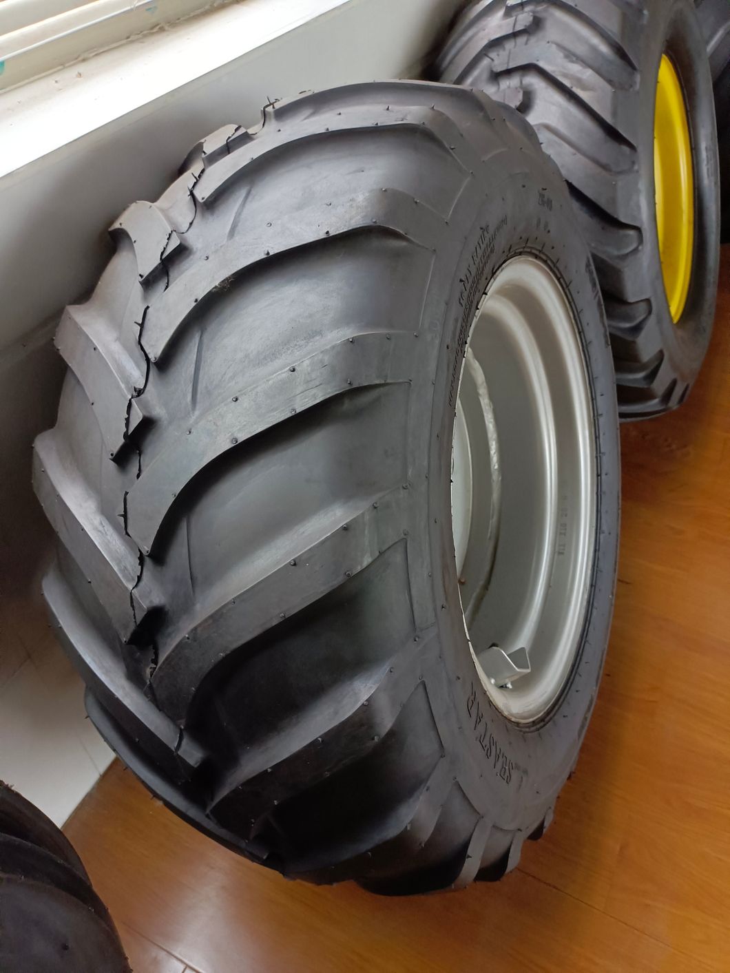 Flotation Tire, Implement Tire, Agricultural Tires, Trc03 Pattern Tire 750/50-26.5