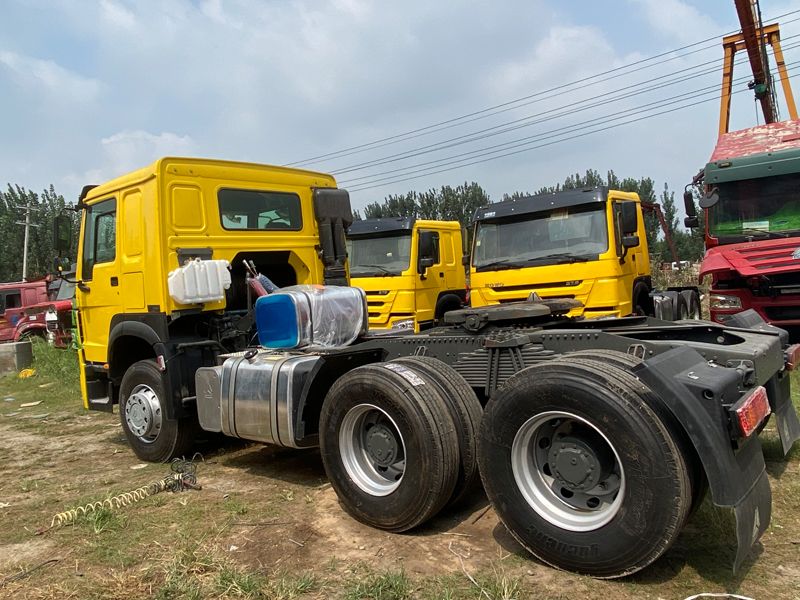 371HP Used and Refurbished HOWO 6X4 10 Tyres Tractor Truck