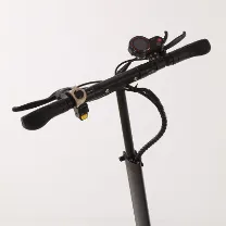 2023 Hot Selling Popular Xiaomi 36V 350W 7.5ah Lithium Battery Folding Electric E Scooter 8inch Tires with Tube or Honeycomb Tire for Adult CE Manufacturer