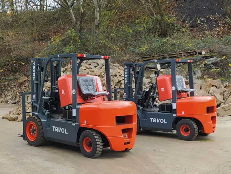 China Price Heavy Capacity 5 Ton Forklift with 3m Diesel Forklift on Sale