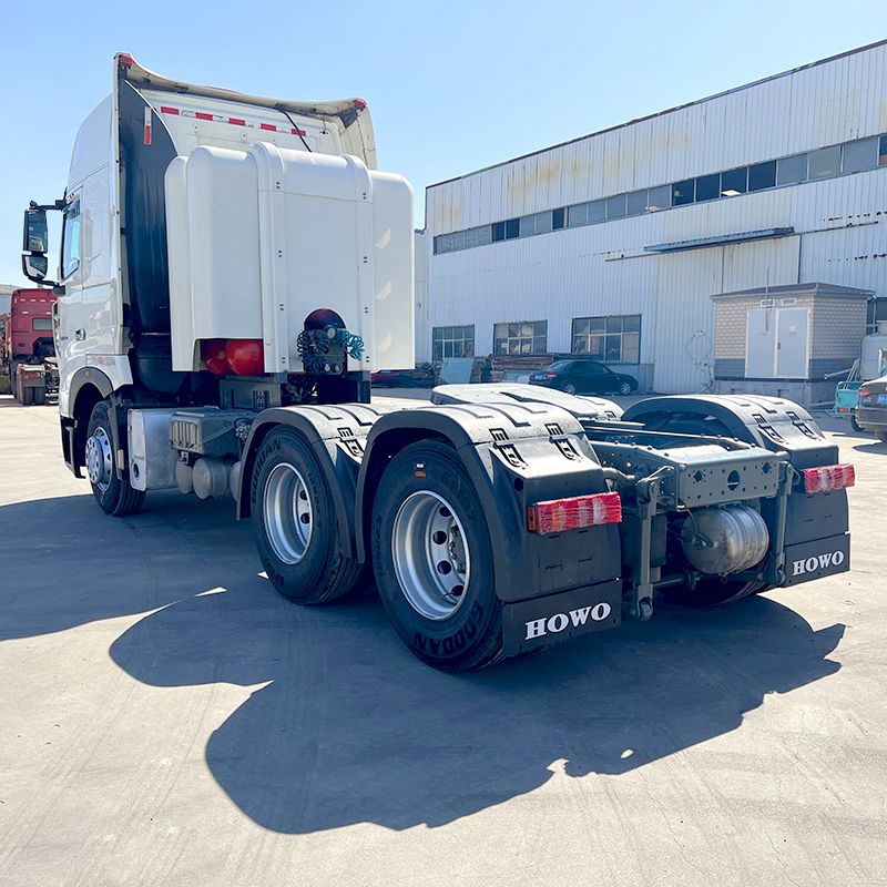 430 HP CNG HOWO Used Trailer Truck 6X4 Tractor Truck Second Hand 10 Wheel Vehicles for Sale