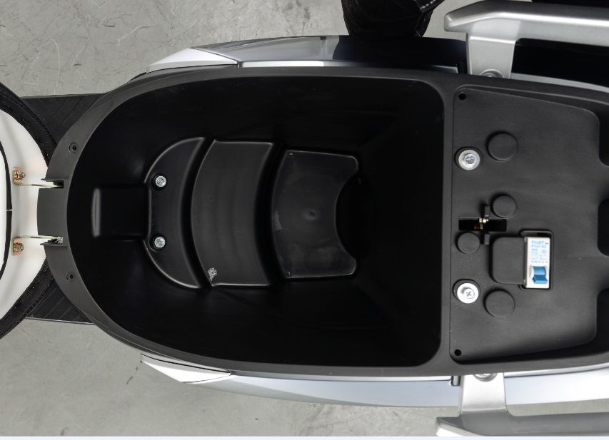 Front/Rear Disc Electric Scooter with 60V/72V Lead-Acid Battery