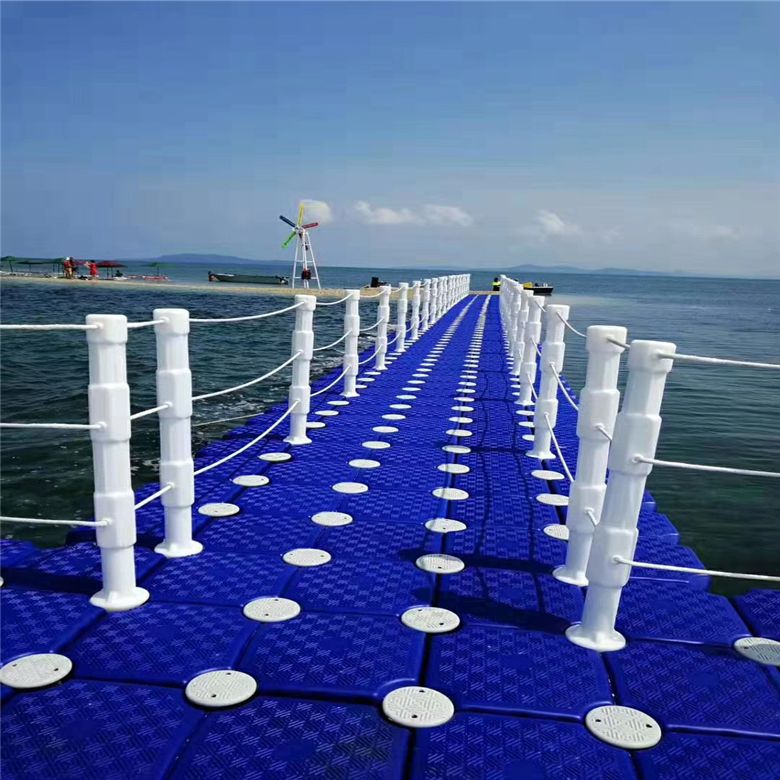 New Floating Pontoon Dock HDPE Bridge Boat Solid Dock Platform/ Pontoon Cubes