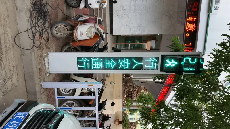 En12368 Certificated LED Traffic Signal Light for Roadway Safety
