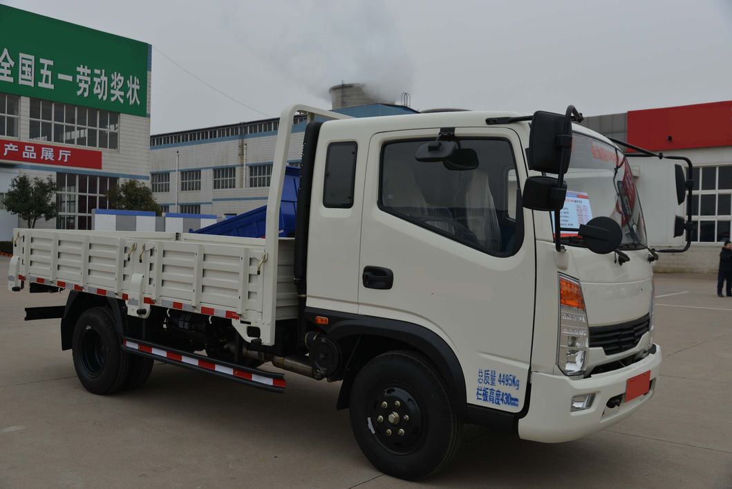 High Quality 4-6 Tons Light Flatbed Truck with Low Price