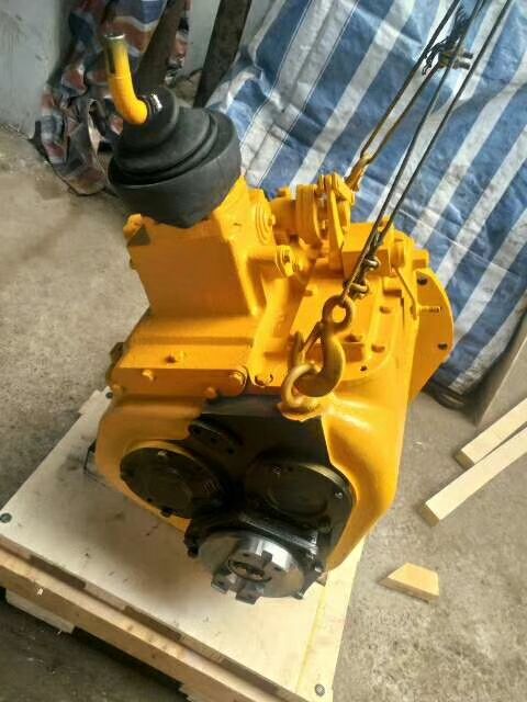 Dozer Transmission for Koamtsu Shantui Shehwa T165 SD16t D65p 1f08000 16t-14-00000 16t-14-00001 0A13000