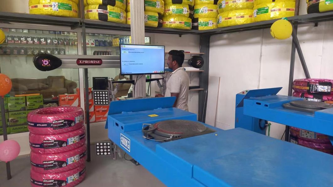 Heavy Duty Wheel Alignment Car Lift Vehicle Tools Electric Mobile Tyre Changer Tire Changer for Sale