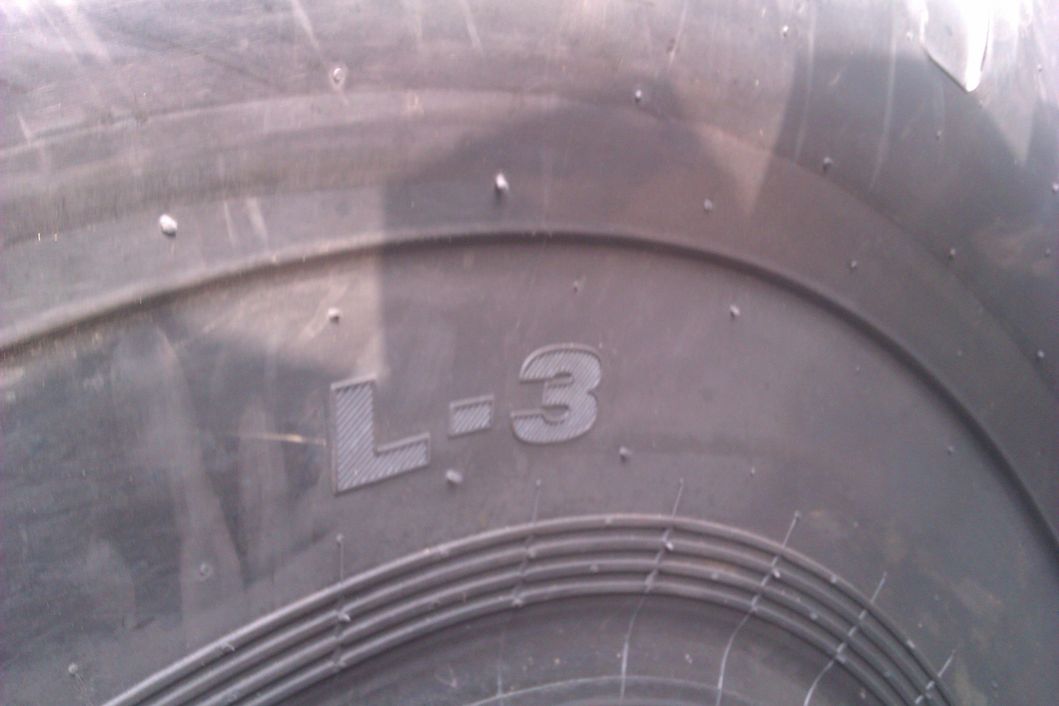 18.00r25 OTR Tyre for Laoder Machine