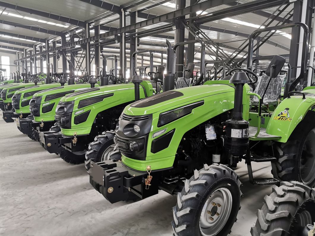 70HP 4WD Compact China Farm Tractor with Cabin and Agricultural Implements
