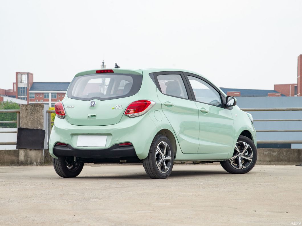Changan Benben E-Star 2022 Fresh Heart 310km Cheap Electric Vehicle EV Mini Electric Car