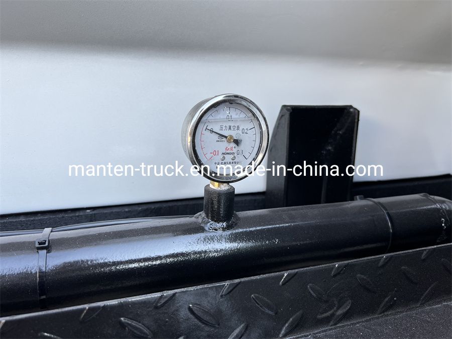 3m3 Vacuum Tanker 4m3 Moro Pm60A Vacuum Pump Trucks on Promotion