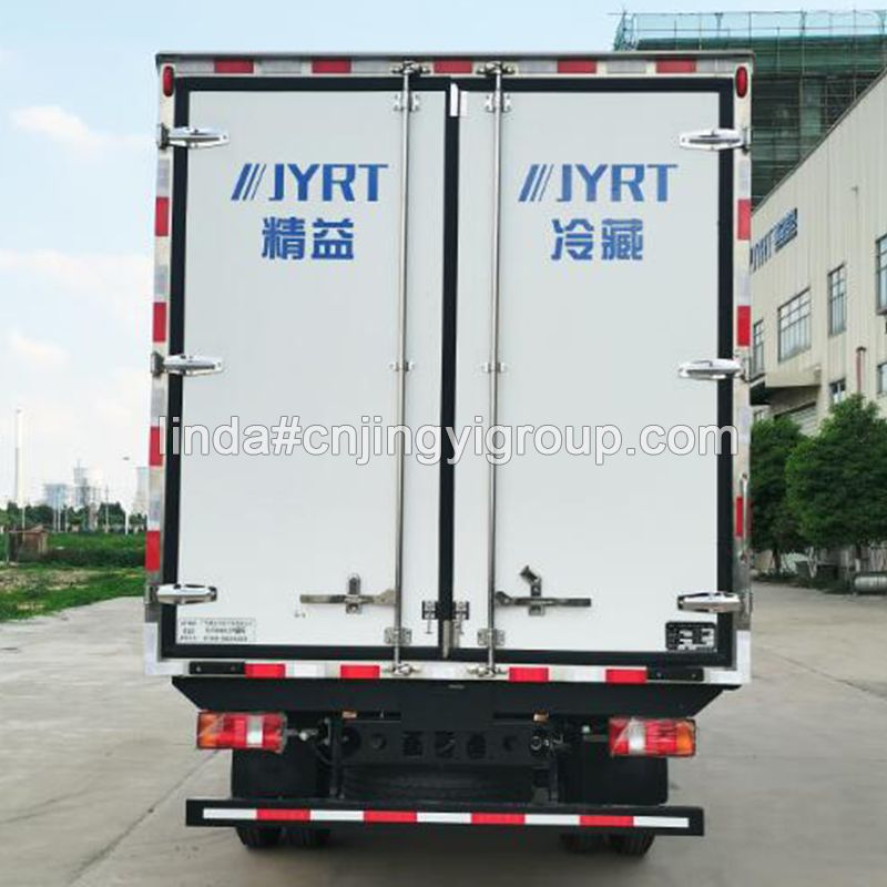 Fruit Meat Transport 2 Ton Freezer 1 Ton Refrigerated Truck