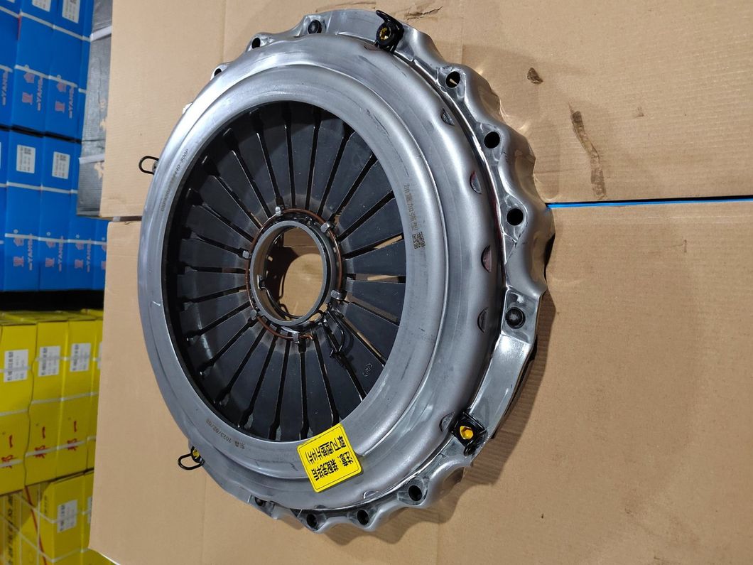 Heavy Truck Transmission Spare Parts Clutch Plate Clutch Disc for FAW HOWO Shacman Sinotruck FAW Foton Dongfeng Withaz9921160200