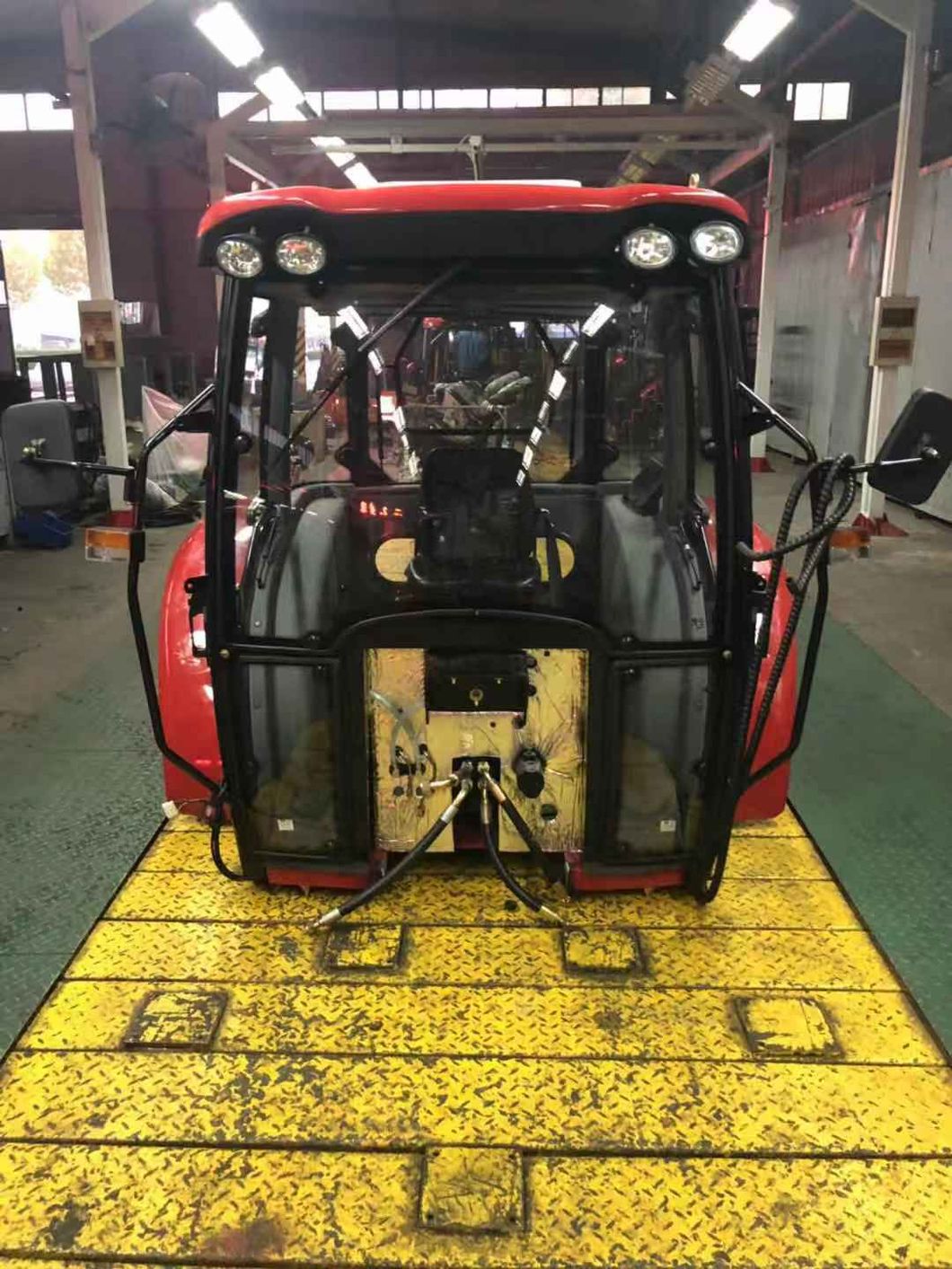 Factory Supply 130HP 4*4 Agriculturial/Diesel Engine/ Farm Tractor