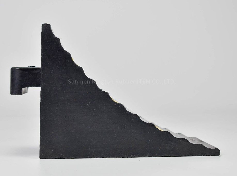 Manufacturing Custom Heavy Duty Rubber Private Car Wheel Block Chock Holder