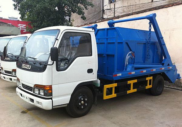 Isuzu 4X2 5000L Roll Arm Garbage Container Truck Hydraulic Lift Arm Refused Garbage Truck