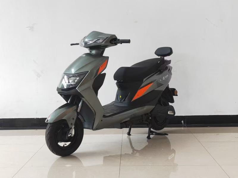 Long Range Electric Motorcycle with 72V32ah Battery, Electric Moped with High Speed