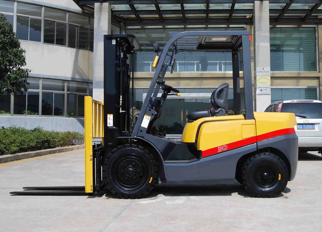 High Quality 2ton Diesel Forklift with CE/ISO/GOST (FD20T)