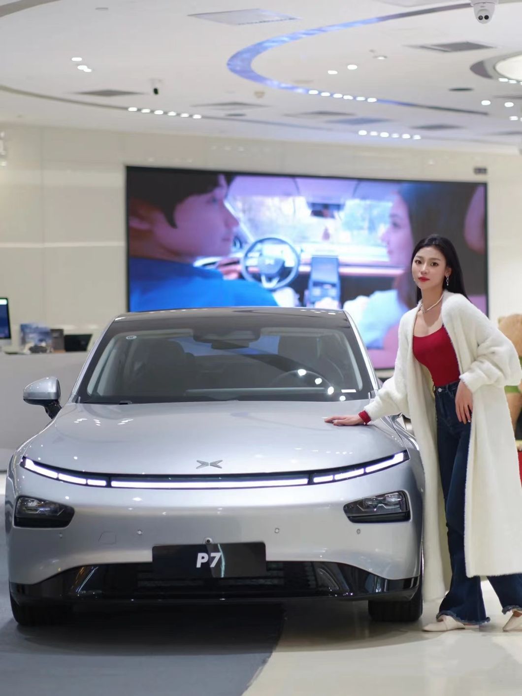 2023 460e+ Front Wheel Drive Pure Electric 211 Horsepower Electric Sedan Car Xpeng P5 Nedc Range 450km with High Speed 170km/H