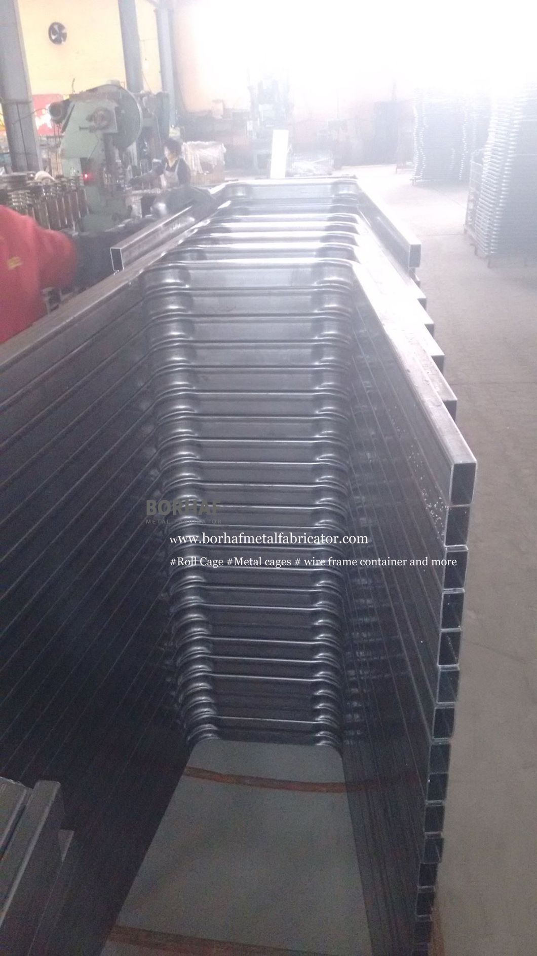 Heavy Duty Fully Nestabl 4-Sided Roll Cage Trolley with Latched Double for Handle Parcels at Postal
